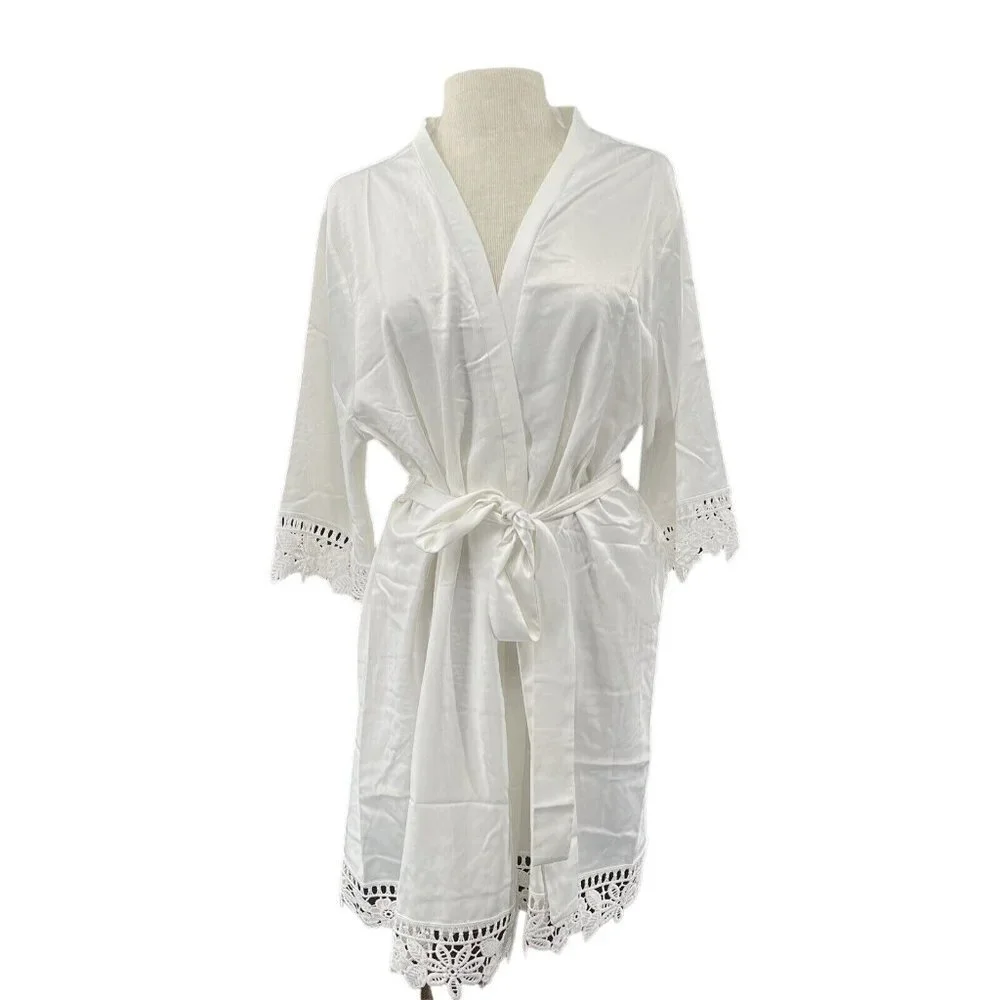 Le Rose Lauren Lace Satin Champagne Robe SIZE M/L White READ‎